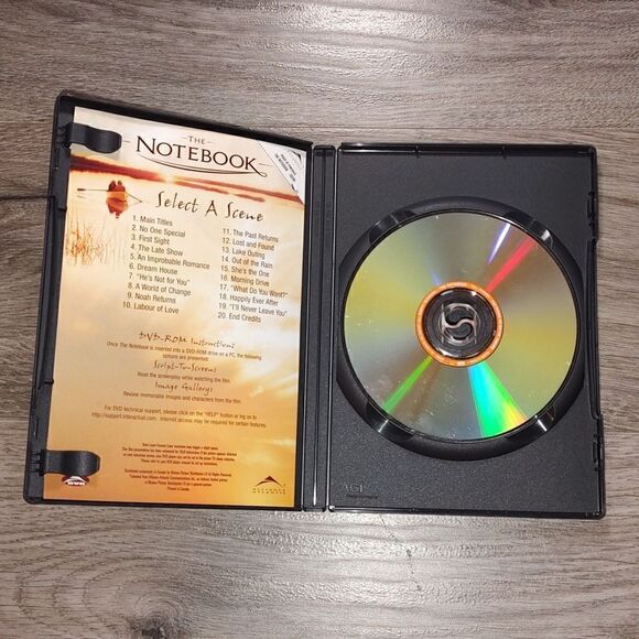 The Notebook DVD From The Best-selling Novel By Nicholas Sparks - Picture 3 of 7